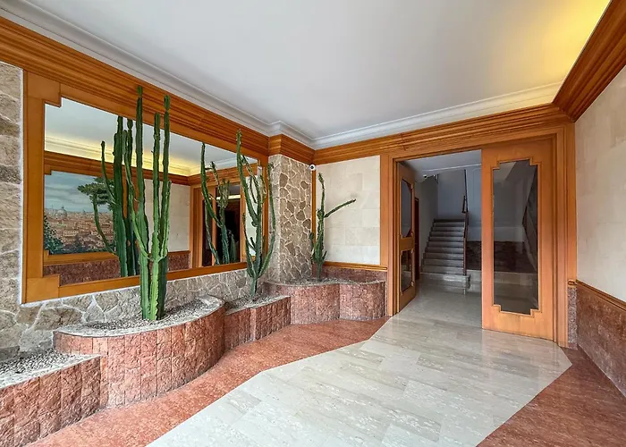 Tatil Evi Vatican House Crocifisso 51 *