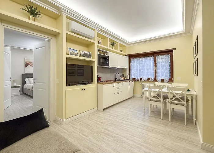 Tatil Evi Vatican House Crocifisso 51 *